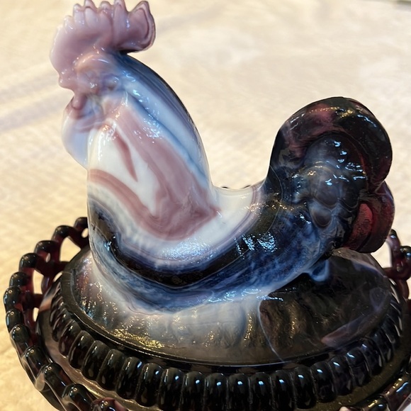 Vintage Imperial Glass Slag Purple Milk Glass Rooster Covered Dish Collectible - Picture 11 of 11